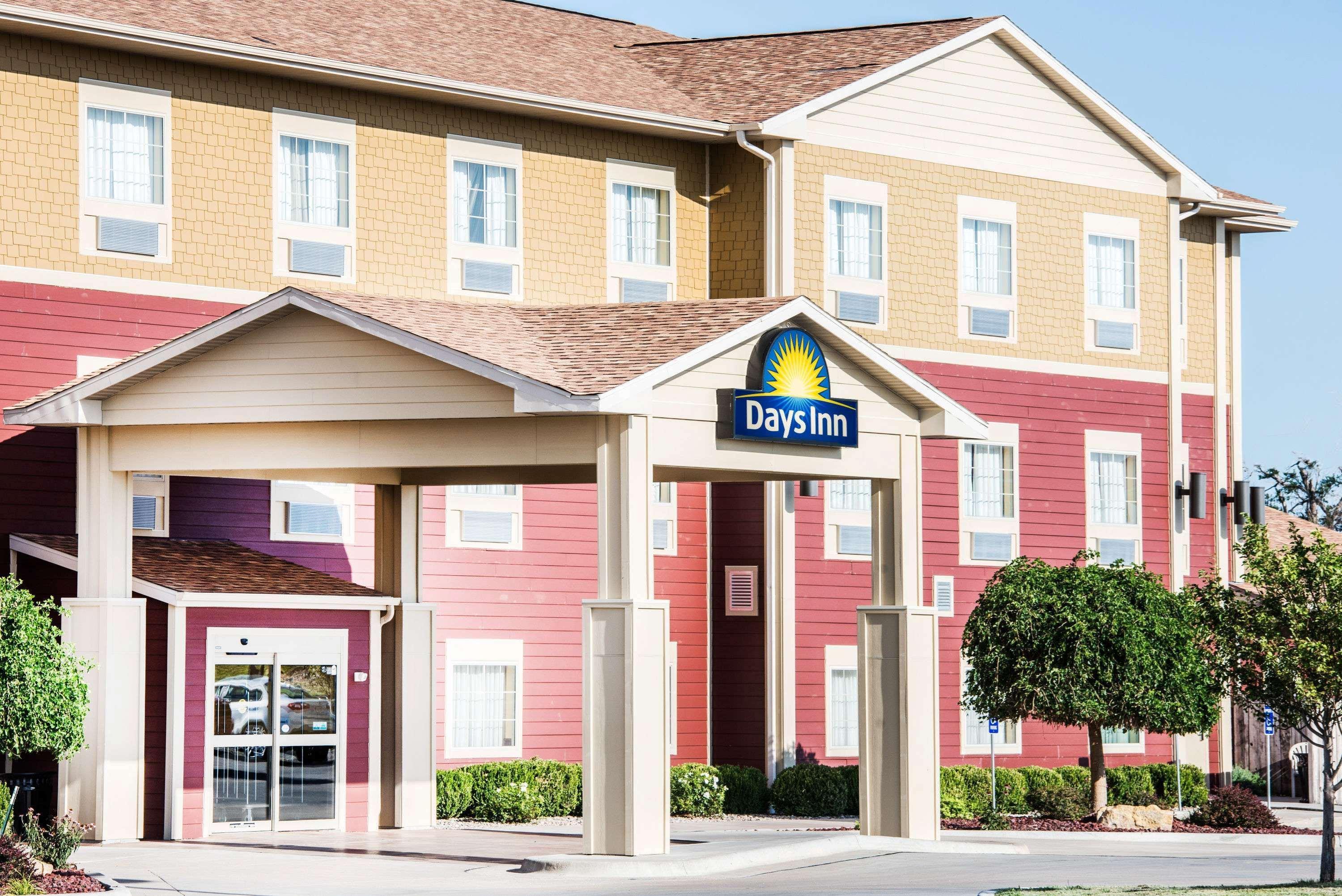 Days Inn By Wyndham Ellis Εξωτερικό φωτογραφία